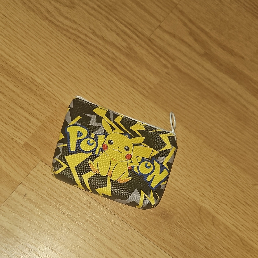 Pikachu Patterned Coin Purse - Picture 1 of 1
